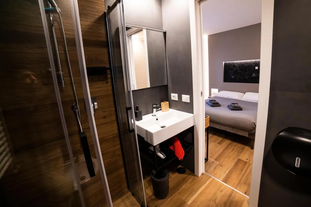 Guest house Lucrino 45 By Ale Hotel Rome Italy